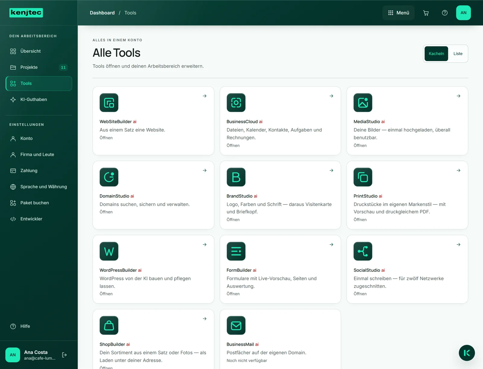 Die Ansicht „Alle Tools“ von Café Lumen als Kacheln: jedes Tool mit seinem Zeichen, einem Satz und darunter „Öffnen“ oder „Hinzubuchen“.