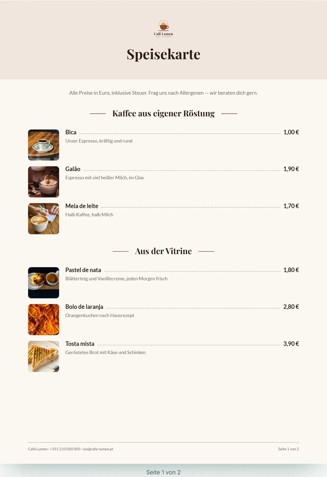 Die erste Seite der Speisekarte von Café Lumen: Titelband mit Logo, der Abschnitt „Aus der Vitrine“ und die Zeile „Pastel de nata“ mit Punktlinie, Preis „1,80 €“ und Foto.