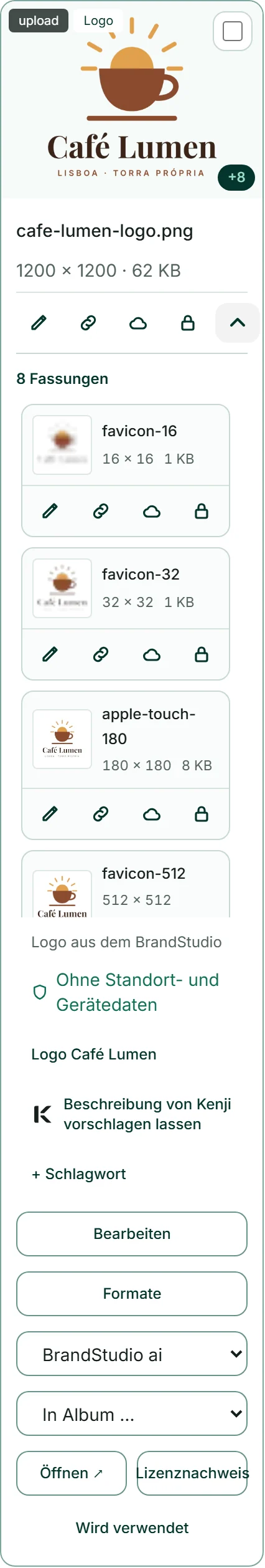 Die Kachel des Logos von Café Lumen mit der Marke „+8“ und aufgeklappten Details: die acht Fassungen in einer Liste zum Blättern, jede mit Vorschaubild, Maßen, Größe und den kleinen Handgriffen.