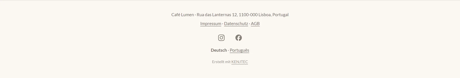 Der Fuß der Kaufseite von Café Lumen mit dem Sprachwähler „Deutsch · Português“, die gewählte Sprache hervorgehoben.
